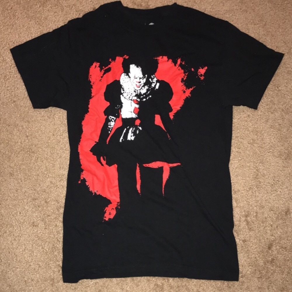 Pennywise (IT MOVIE) t-shirt